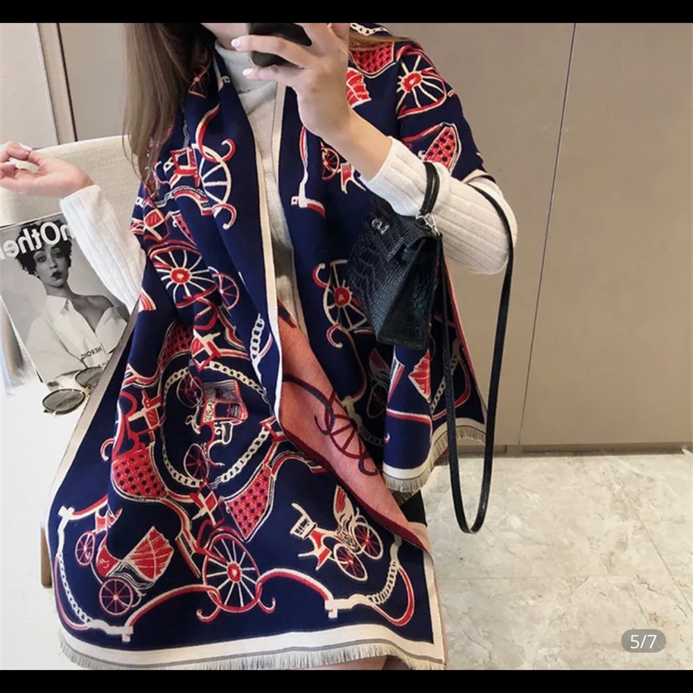 Gorgeous scarf